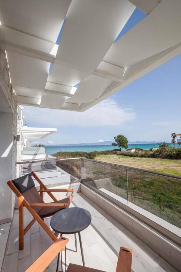 Hanioti Suite Maisonette In Front Of The Sea Dış mekan fotoğraf