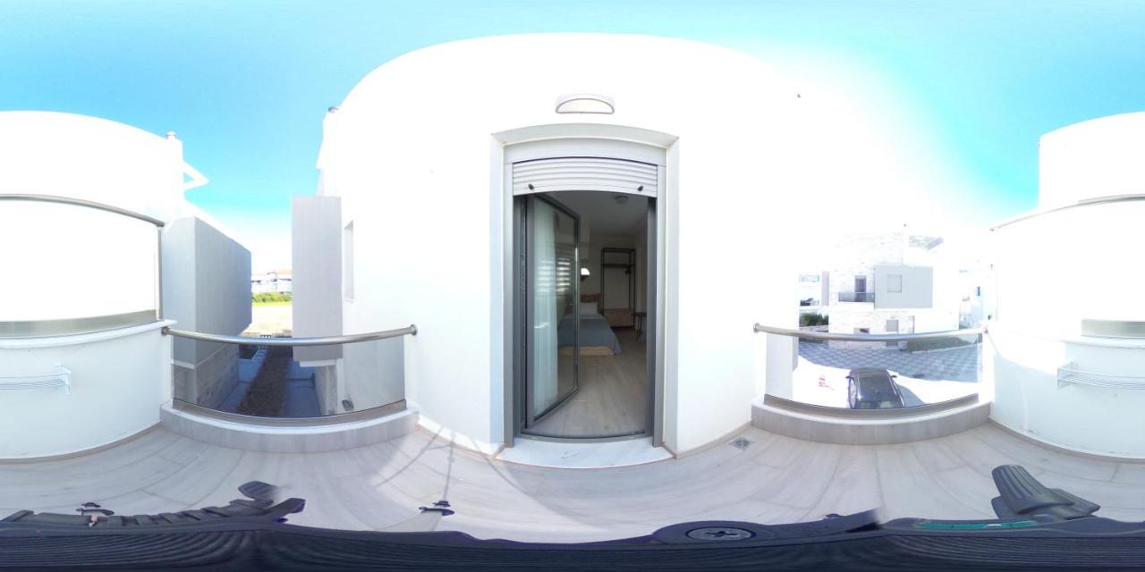 Hanioti Suite Maisonette In Front Of The Sea Dış mekan fotoğraf