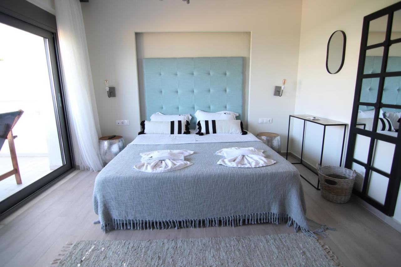 Hanioti Suite Maisonette In Front Of The Sea Dış mekan fotoğraf